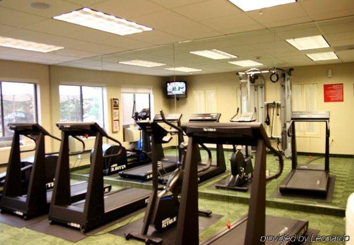 Towneplace Suites Detroit Уоррен Экстерьер фото