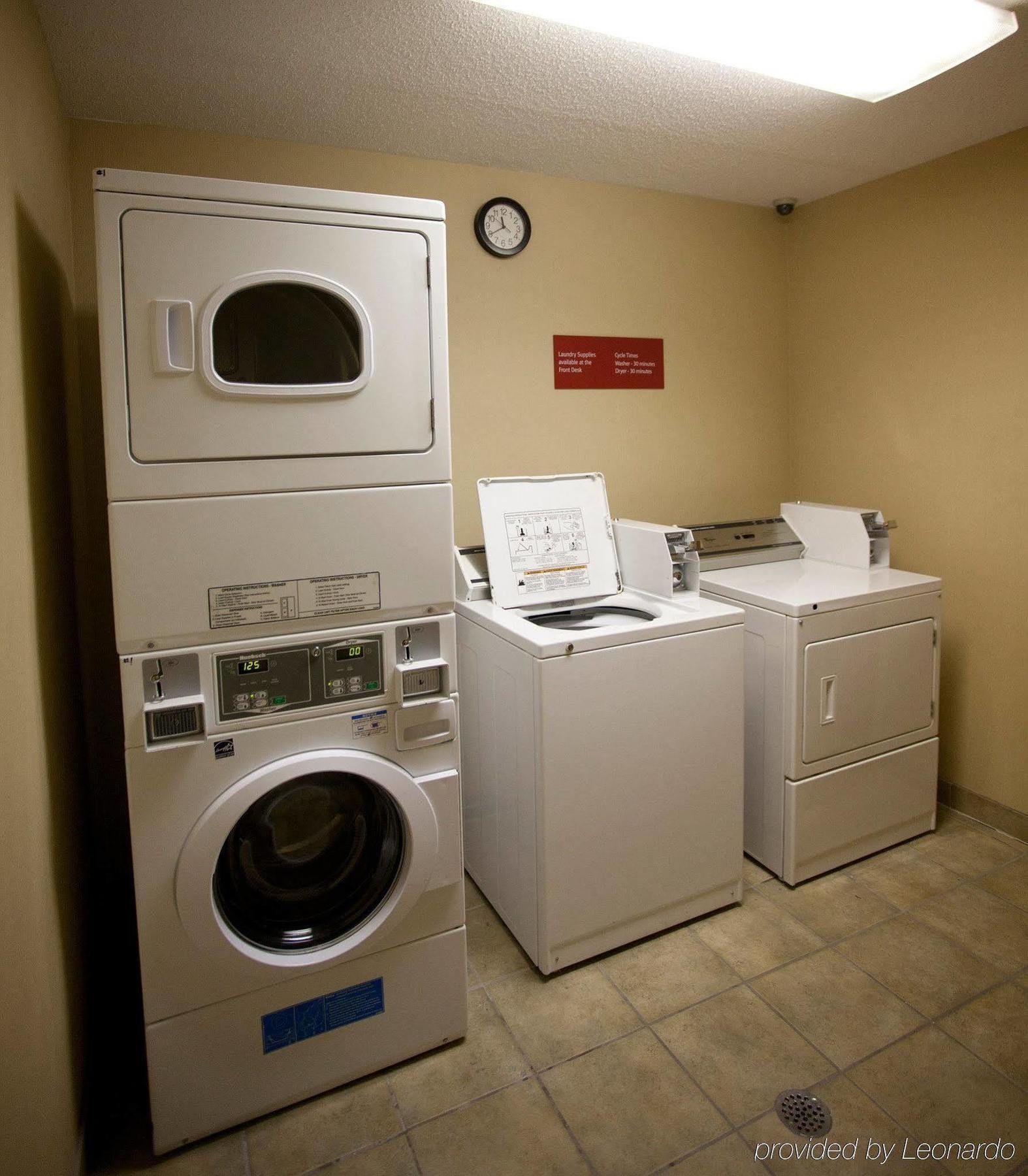 Towneplace Suites Detroit Уоррен Удобства фото